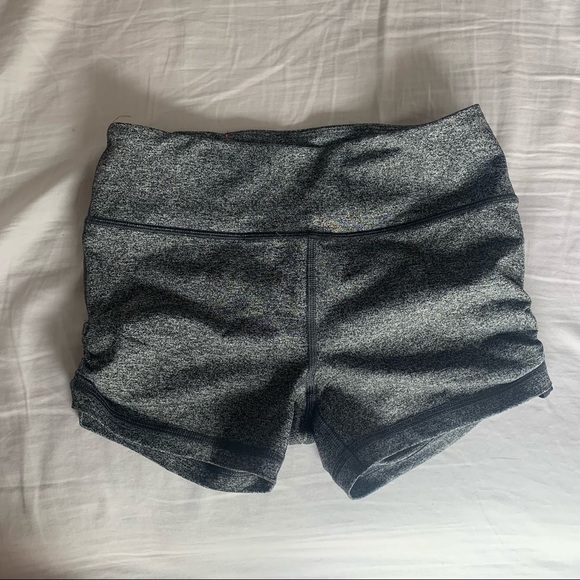 Victoria’s Secret VSX Sport Knockout Hot Short - Picture 1 of 4